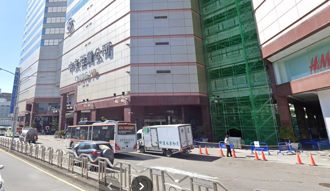 買衣服花200元中千萬！中友百貨急尋人 得獎過程曝光超好運