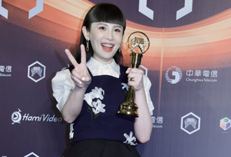 魏如萱爆捲網紅戀情 男方小20歲「正宮心碎發文」 經紀公司回應了