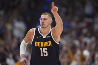 NBA》和總冠軍一樣感動 約基奇看賽馬獲勝落淚