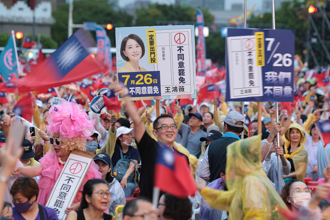 雁默专栏》人民教训「民主独裁」，该反省的是国民党