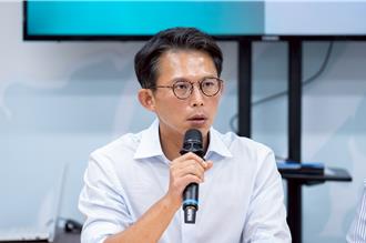 林俊言升主任檢察官  黃國昌諷：聽黨話、跟黨走「日子更紅火」