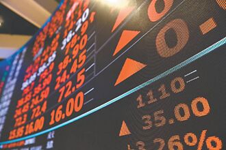 半年報來臨 匯率評價鬧分歧