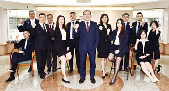 群益金鼎證券執行副總裁 張學渮三箭打天下 市占飆升大功臣