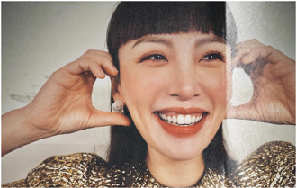 卷三角恋又曾未婚怀孕！基督徒魏如萱遭指「能约束她的不多」