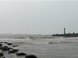 高雄男下水后失踪 消防把握72小时！今雨势大增搜索难度