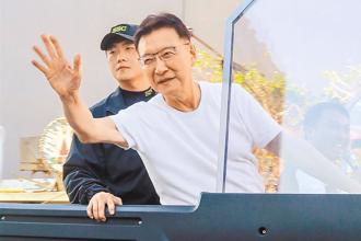 賴想過境紐約遭拒！ 趙少康認「川普毫不猶豫棄台」