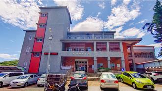 桌球賽驚傳選手昏倒 護理師黃金時刻AED電擊救命