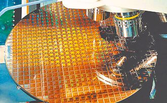 利空紛飛 半導體成熟製程業承壓