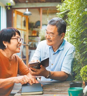 法国巴黎人寿 看见保户真正需求