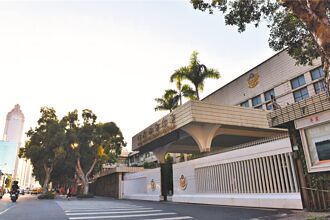 讓警察不畏權勢