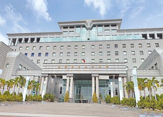 台南 錯戀2渣男 少女遭偷拍恐嚇