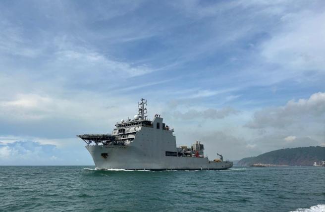 印度海軍全新潛艦救難艦「尼斯塔號」投入服役，可望強化水下救援能量。（取自印度海軍臉書）