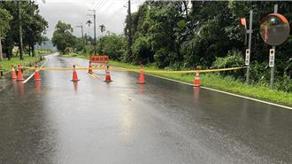 高雄山區落石土石流狂襲！台27、台20線雙斷阻通行