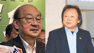 影》王世堅送老柯「衛生紙」：要有自知之明 網友加碼酸一句