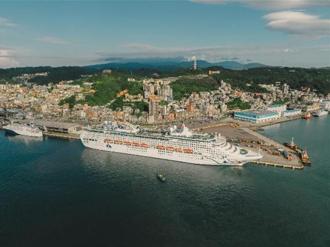 丽星邮轮「领航星号」首航基隆港 助攻外籍邮轮旅客创新高