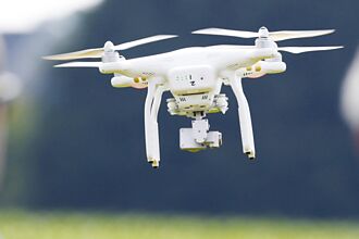 世紀火力全開 搶攻無人機