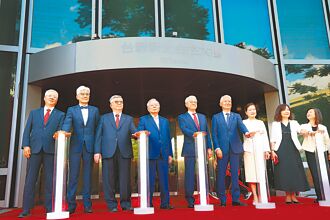 台新新光慶合併 祭逾40項優惠