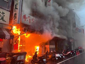 台中太平5口民宅惡火！2歲女童、50歲男不治 3人搶救中