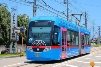 超萌哆啦A夢列車！高岡市自由行這樣玩