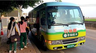 竹塘鄉幸福巴士獲金運獎績優獎 鄉長透露推動初衷