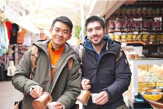 体验土耳其旋转舞！融融、图佳晕眩秒投降