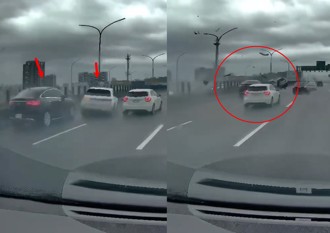 台74疑超內線龜不慎撞車　休旅車撞斷路燈打轉重摔