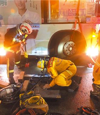 客運未照遊覽車「高違規駕駛調訓」 交通部將檢討