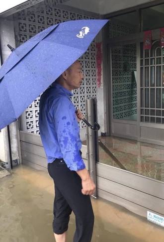 見風災慘況  韓國瑜：心裡一直掛念著南部鄉親