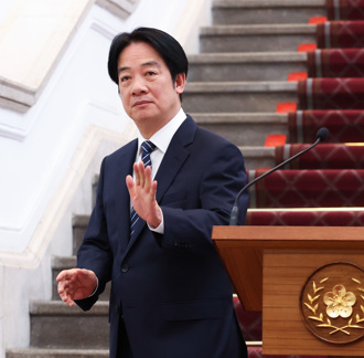 揭賴清德民調崩跌3主因  游盈隆喊：空前重挫