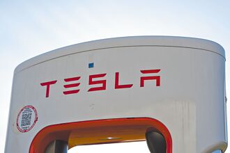 轉向韓鏈 特斯拉傳與LG能源簽大單