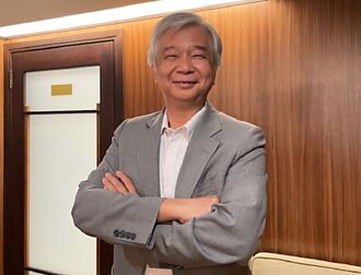 共信-KY 宠物癌药拚Q3取证