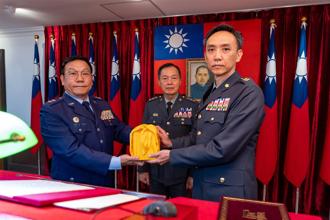 鍾樹明主持法律事務司司長任職布達