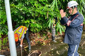 一家五口南橫墜谷亡　陳其邁探視倖存14歲兒