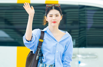 女神来了！韩韶禧抵台宠粉接礼物温暖问候：吃饭了吗？