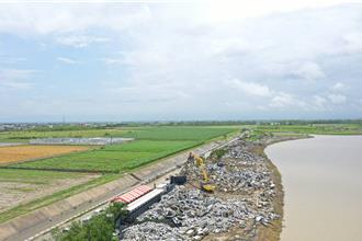 海納百川》對太陽能光電的信任危機（蕭宏榮、胡文琦）