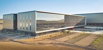 綠樂觀分年投資美國 藍憂掏空台灣