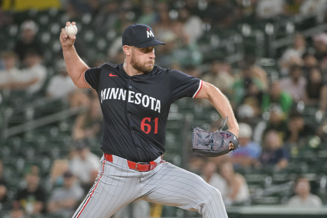 道奇透過交易獲得右投史都華，補強疲弱的牛棚陣容。（圖／路透）