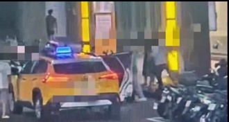 北投街頭爆全武行！小黃運將載客糾紛 遭2醉客揮拳痛毆濺血