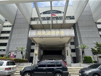 餐廳用餐無廁所…家長讓男童當眾尿尿　業者氣PO網反挨告