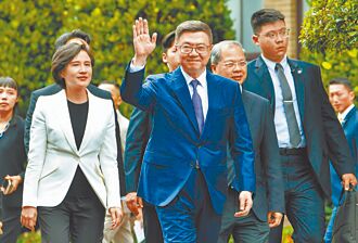 內閣改組 先擺脫小圈圈用人