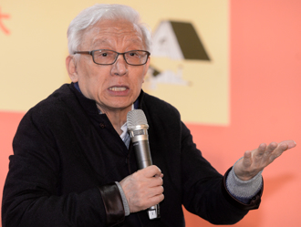 楊艾俐專欄》變色龍曹興誠的晚年豪賭