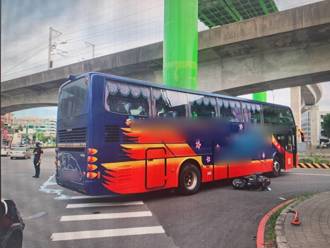 桃園女騎士遭大客車輾斃！家屬怒：為何二次倒車？ 司機回應引崩潰