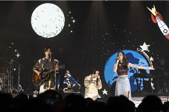 告五人重返母校宜兰高中近乡情怯　犬青自剖：当时的我没有自信