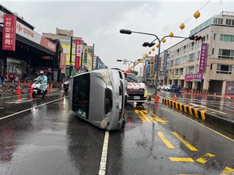 又見自撞分隔島側翻　台南女駕車恍神受傷