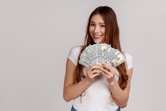 00924、00971、009800近3個月跑贏那斯達克 匯差價差兩頭賺 名師1原因不選00662