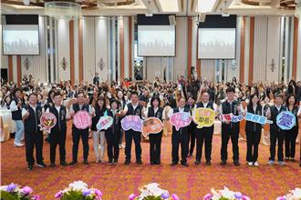 奉獻34年不喊累 台中9連霸特優里長伯：一直守護下去