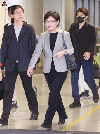 民眾黨批晶片五五分是「賣台行為」籲鄭麗君別簽