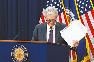 Fed理事閃辭 川普插手降息機會來了