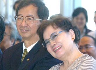 李遠哲夫人吳錦麗胰臟癌病逝 享耆壽90歲