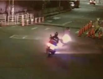 汐止移工酒驾拒检又衝撞警车！吞61张罚单 警搜出毒品送办